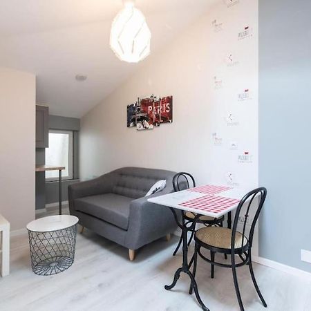 Le Paris Eiffel - Appartement Cosy En Plein Centre Bourgoin-Jallieu Екстериор снимка